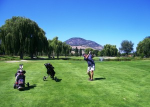 Penticton Golf met Elly en Jan, Penticton, BC, Canada