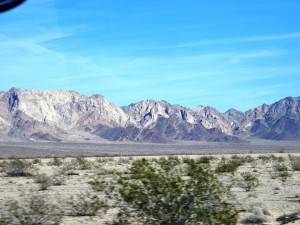 102_3873